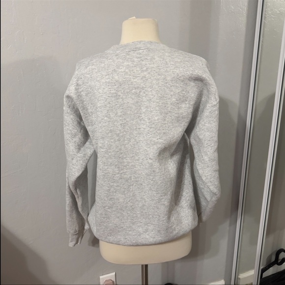 (SOLD) Vintage 90’s Disney 101 Dalmatians Gray Crewneck - Picture 5 of 9